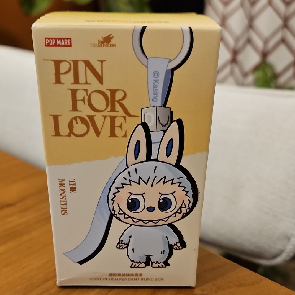 Pop Mart The Monsters Pin for Love Plush Keychair LETTER L